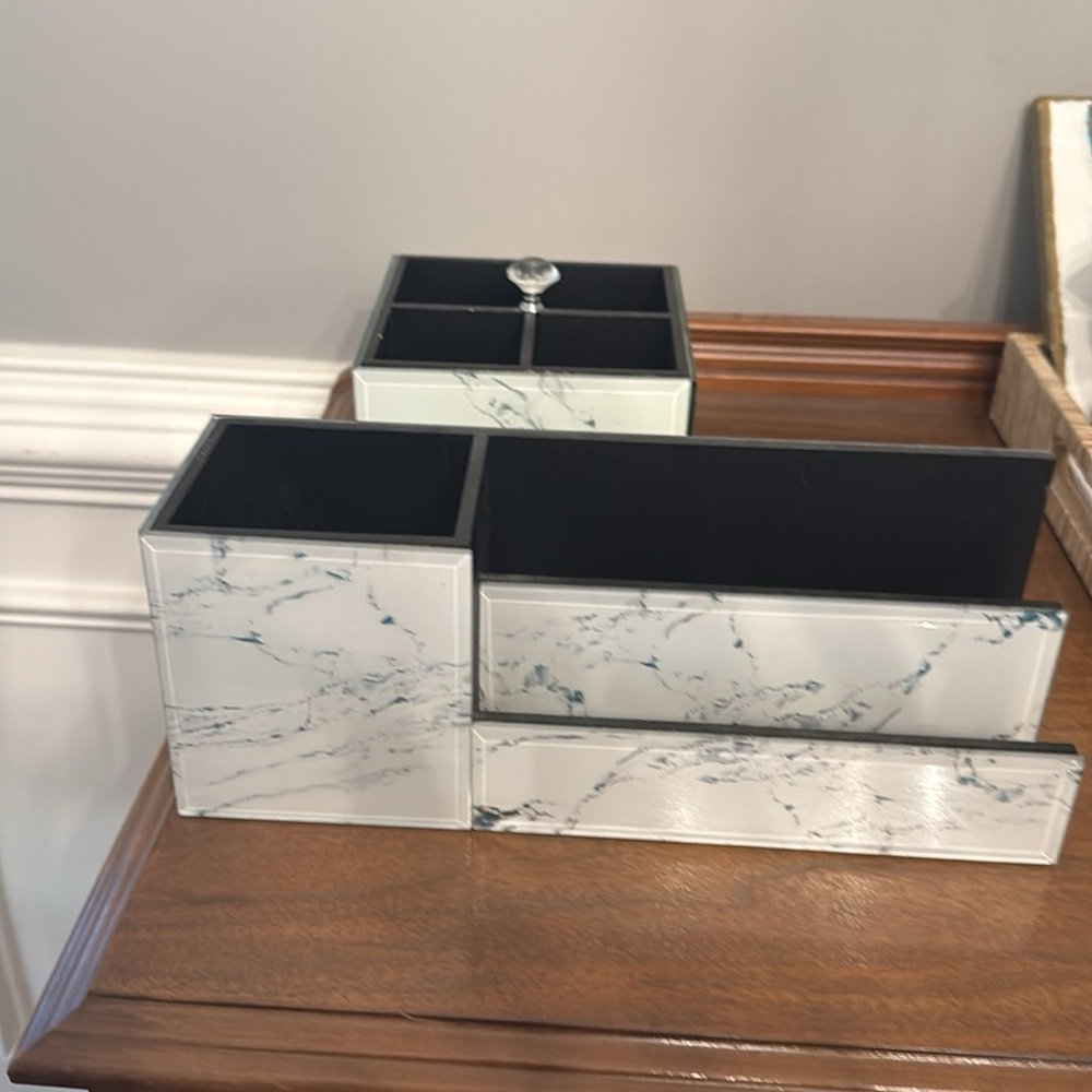 Desk Organizers